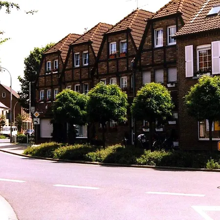 Near Duesseldorf Exhibition Centre Apartment